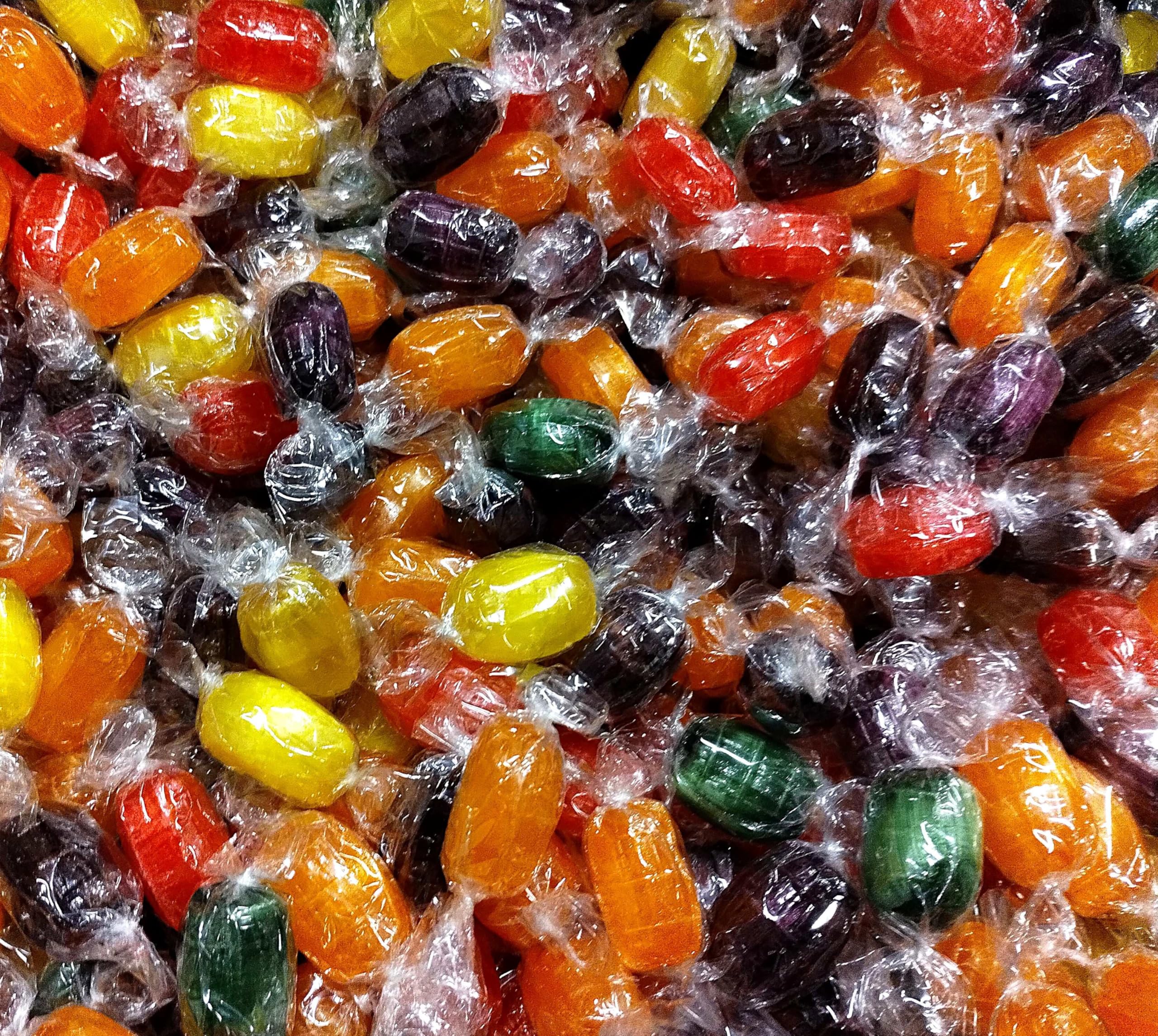Emporium Candy root-beer-wrapped barrel, classic flavor for gatherings and gift bags.