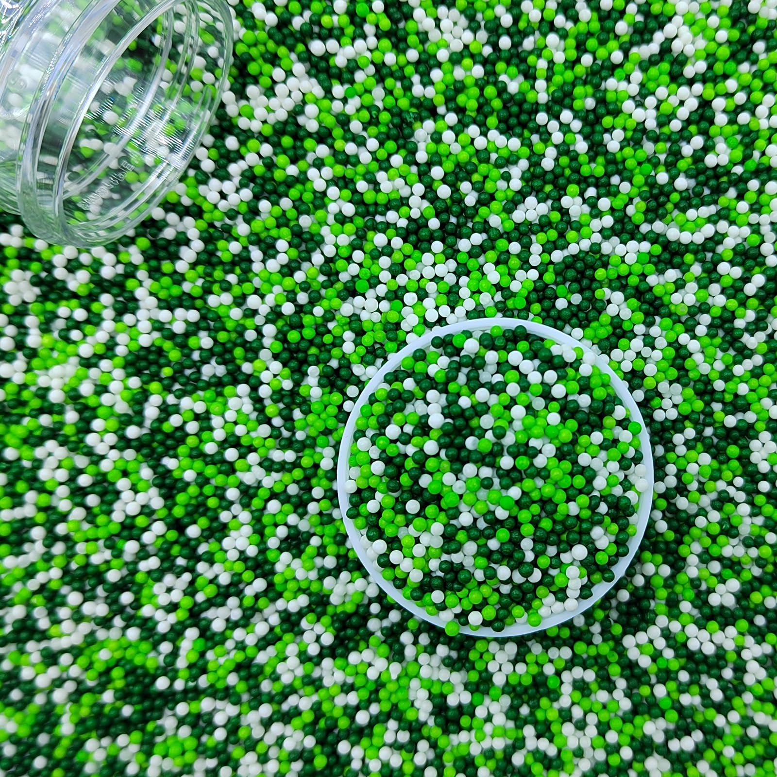 EPHVODI 2mm pearl sprinkles on cupcakes and cookies for fine detailing