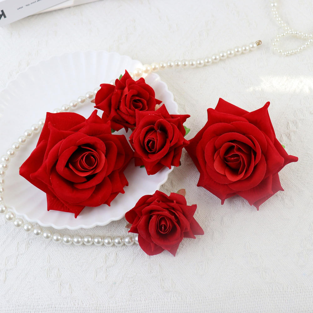 Ercadio derby party toppers bring festive flair to cake displays.
