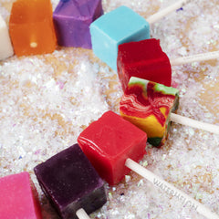 Bulk Espeez cube pops simplify party planning and candy buffets.