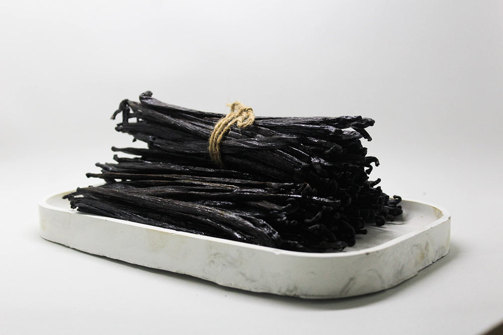Indonesian vanilla beans for cooking and baking with sweet aroma