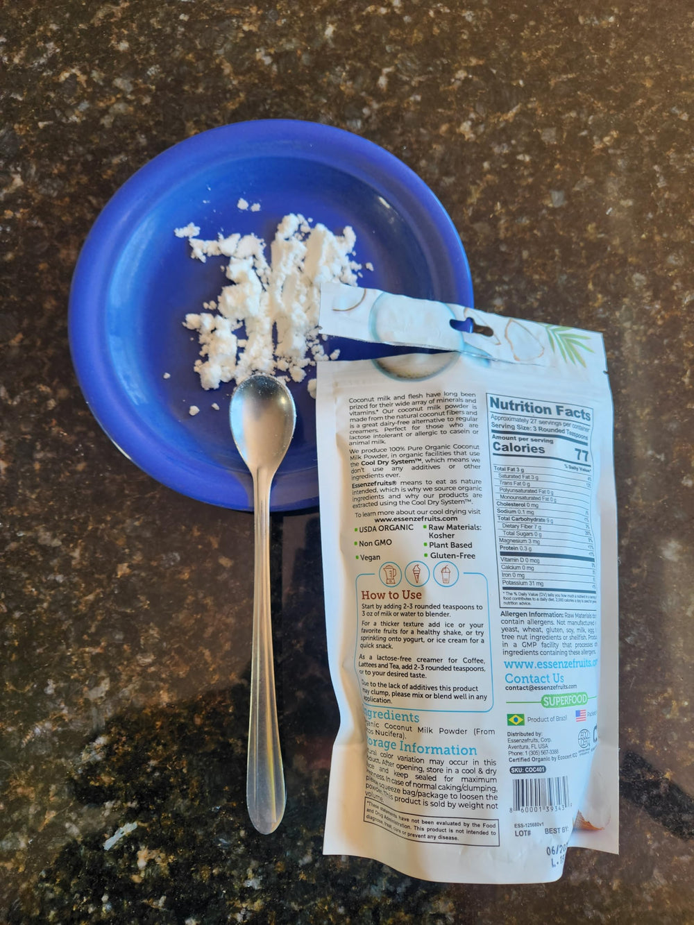 Dairy-free coffee creamer base using Essenzefruits coconut milk powder