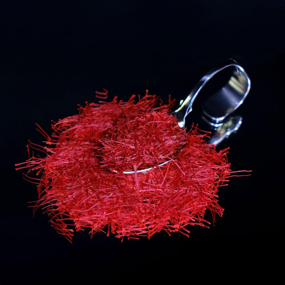 Eupherbia saffron-hand-harvest-process-steps emphasize careful harvest and quality control.