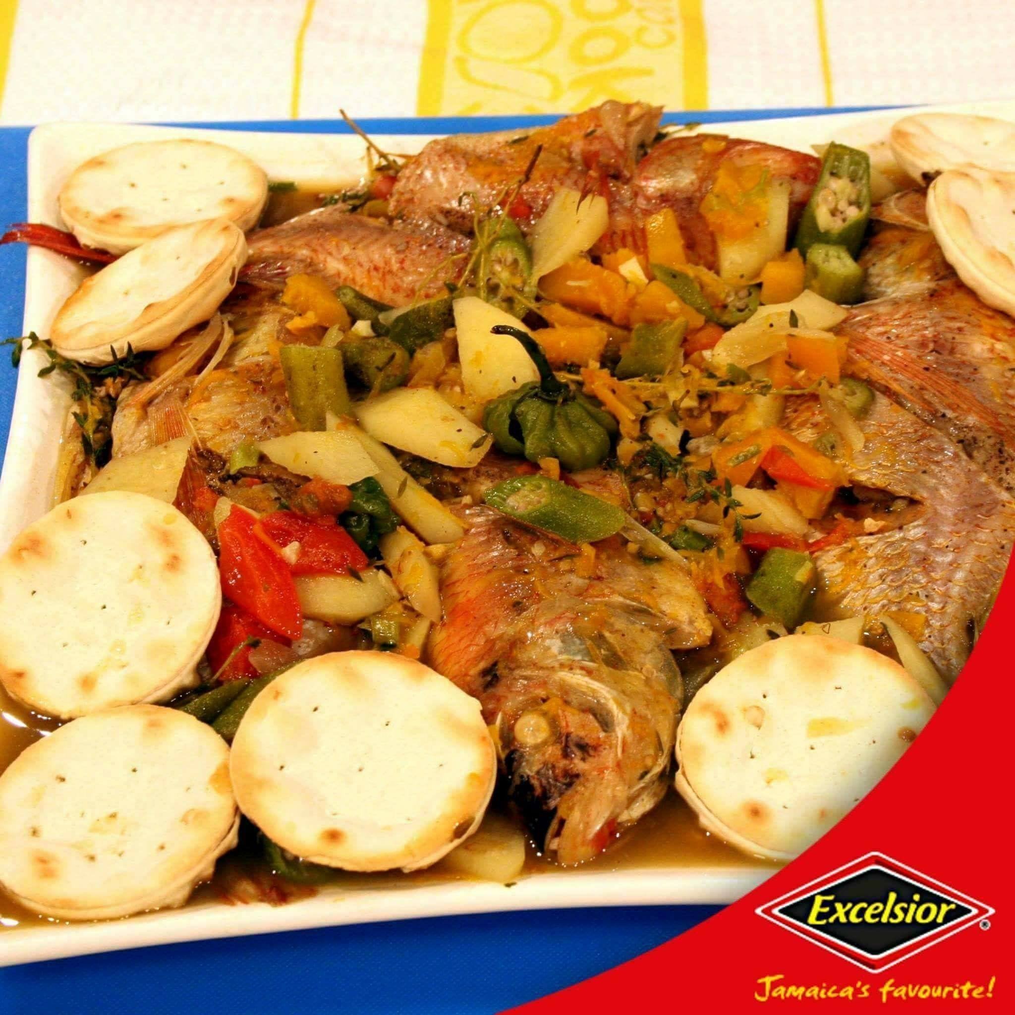 EXCELSIOR Water Crackers ideal for breakfast or a healthy snack.