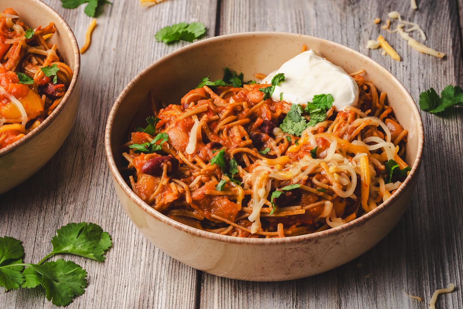 Vegan and kosher certifications displayed on Explore Cuisine Spaghetti packaging