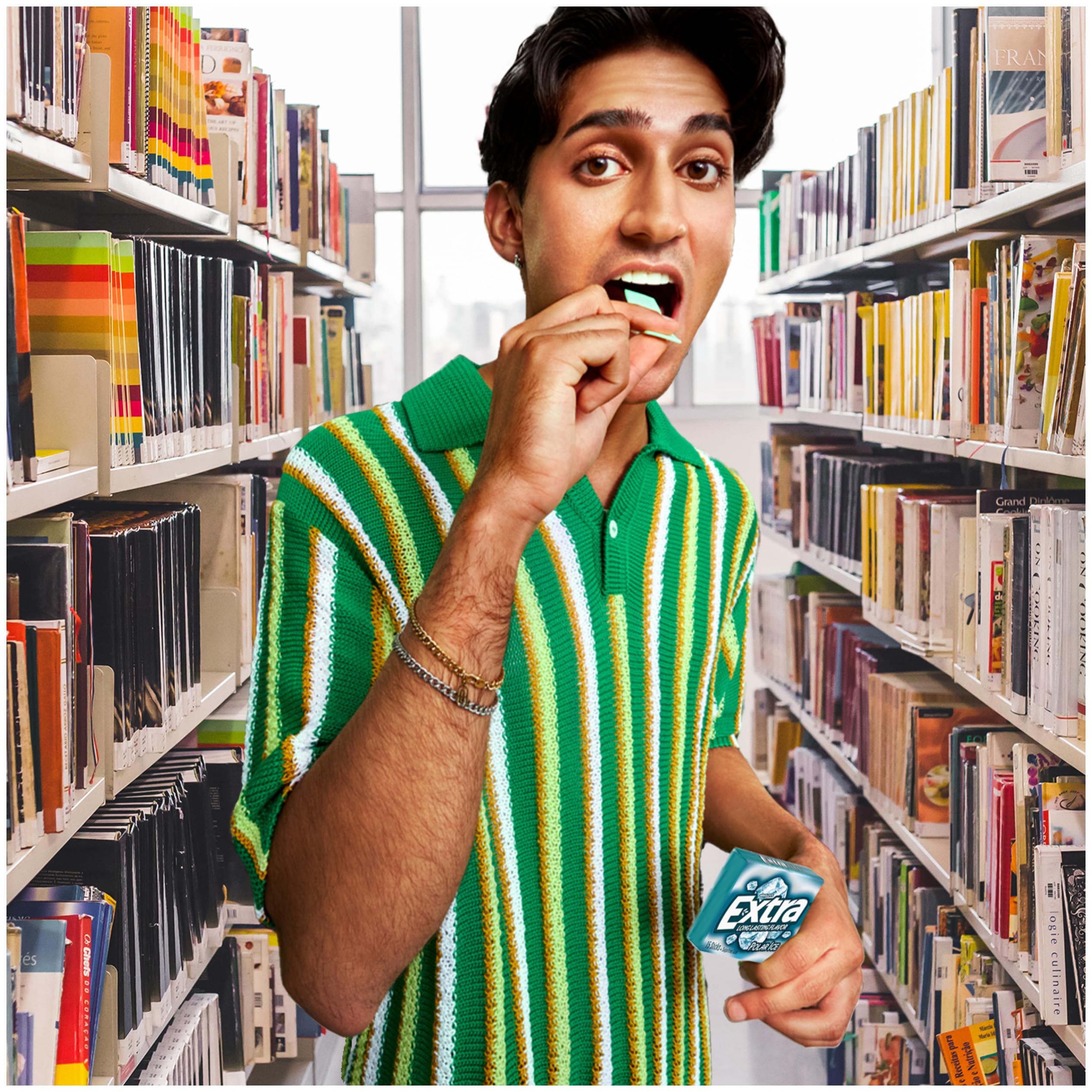 Extra Polar Ice mint gum offers long-lasting flavor on the go.