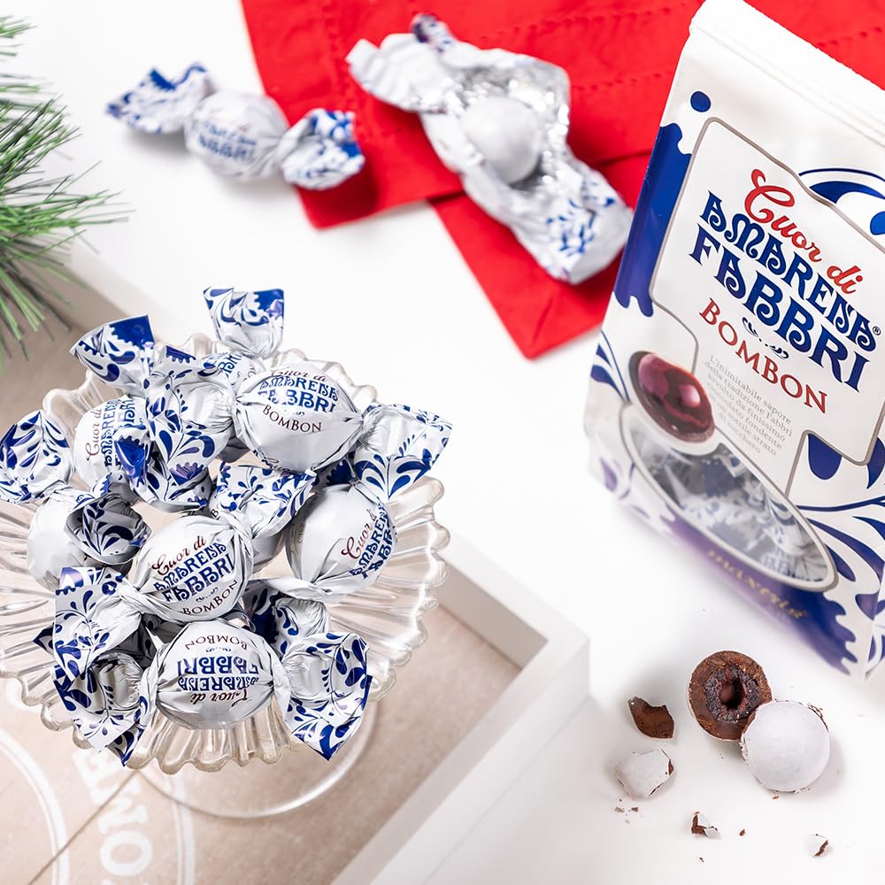 Fabbri 5.3 oz bag presents an elegant treat for gatherings.