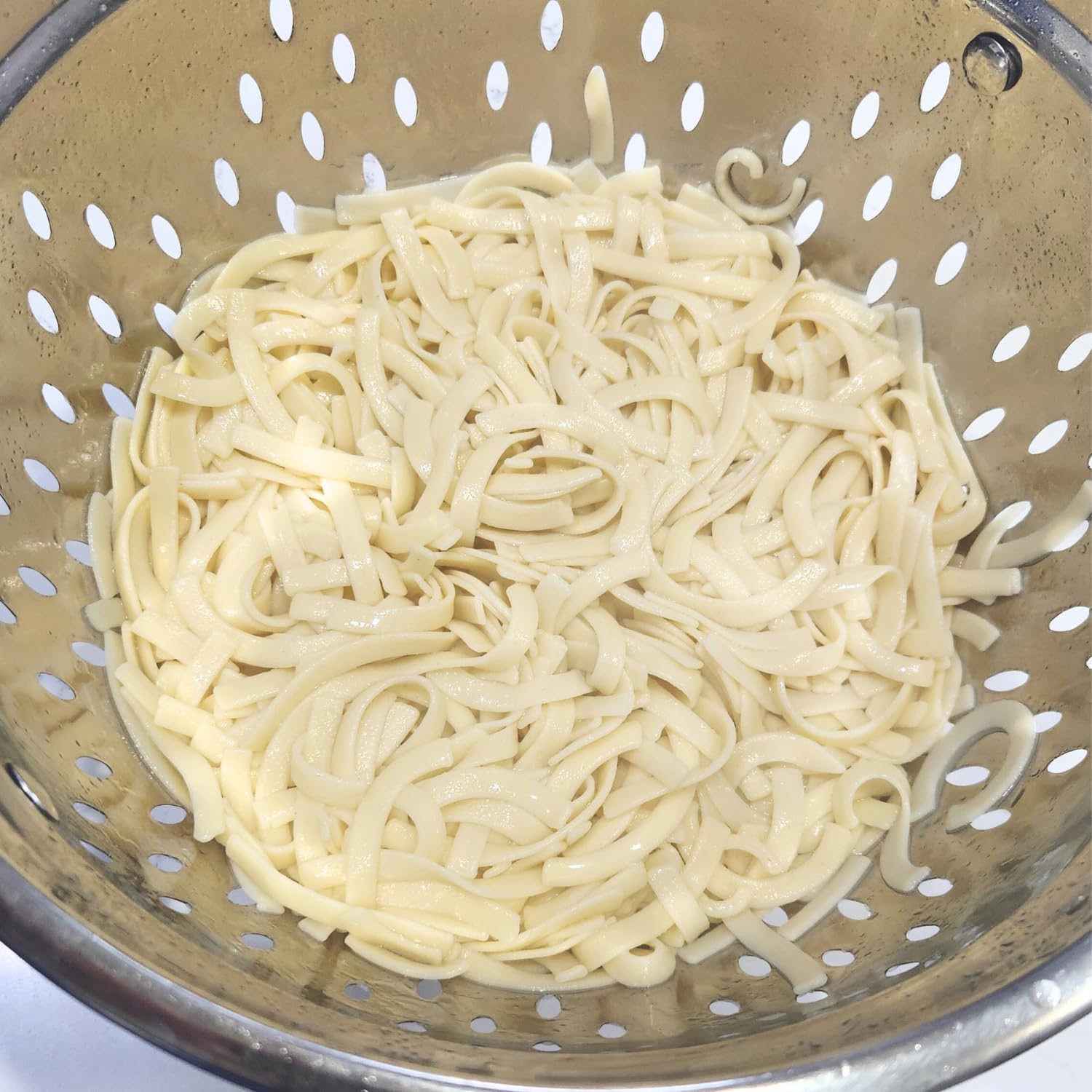 Farmhouse Preserve rice flour noodles, gluten-free ingredients label visible.