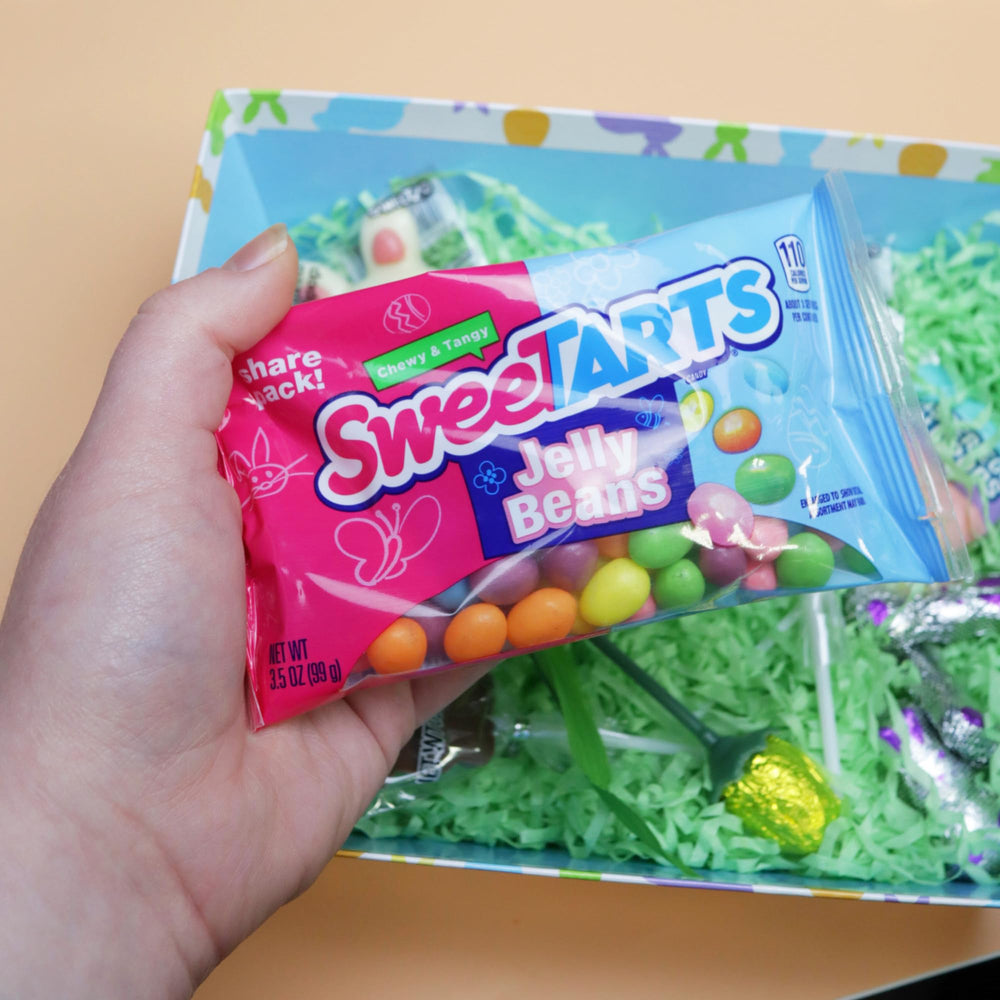 Ferrara SweeTarts Jelly Beans gift-ready, perfect for spring celebrations.