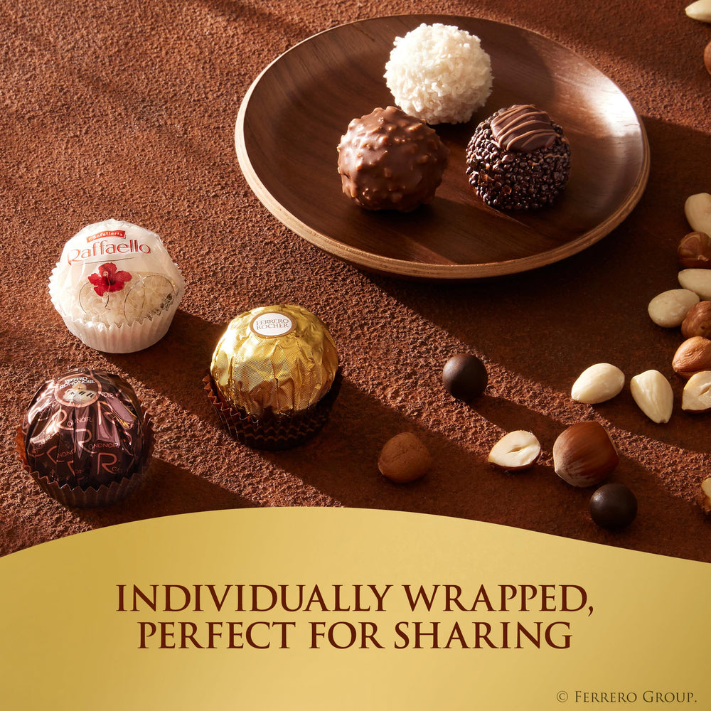 Golden wrapper close-up of Ferrero Collection packaging