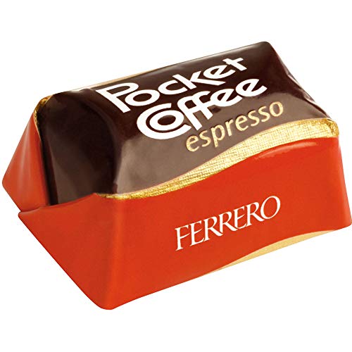Ferrero Pocket Coffee 5-pack in a pocket-friendly box, perfect for travel.