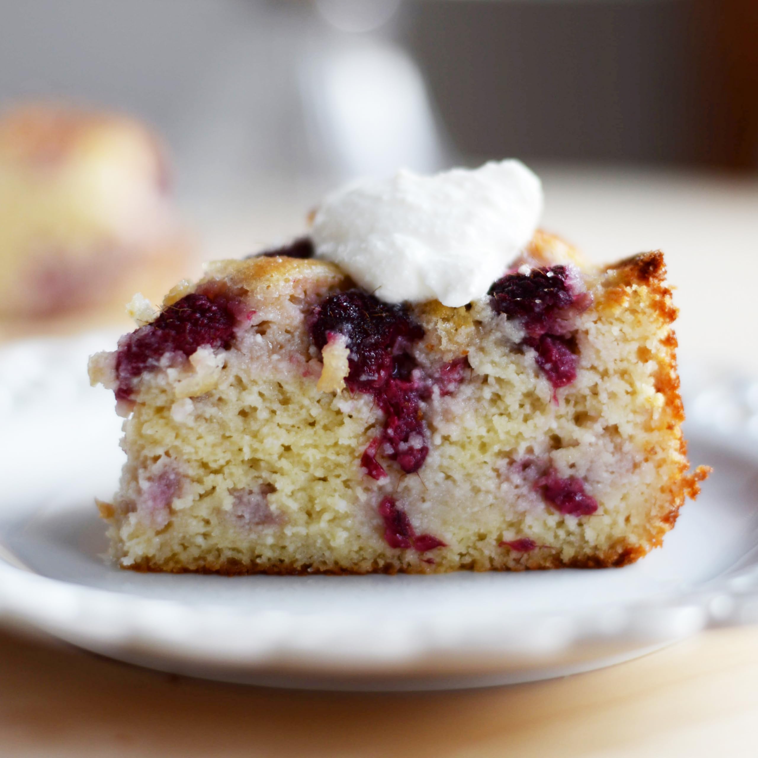 Ingredients label highlights Non-GMO and vegan credentials of Fiber Gourmet flour.