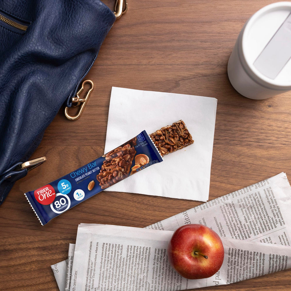 Bars in lunchbox ready for a fiber-forward afternoon boost