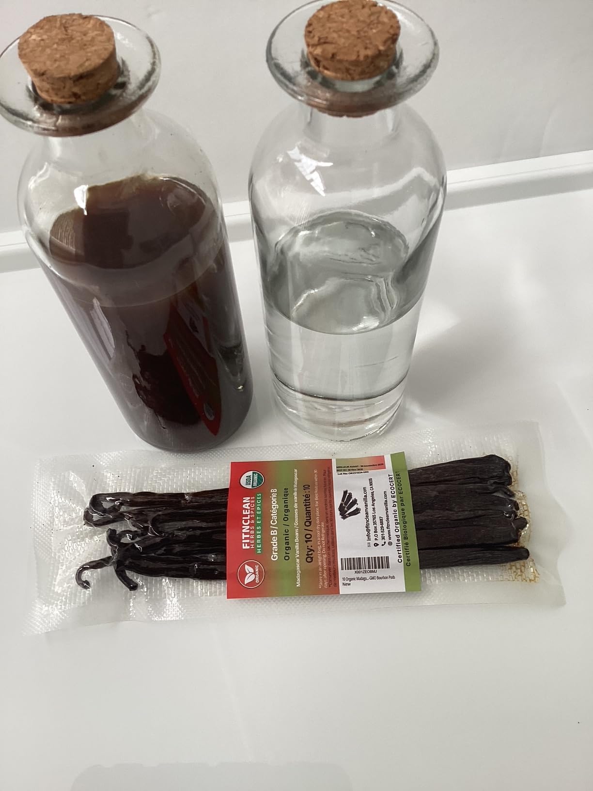 FITNCLEAN handpicked vanilla beans bourbon-conditioned for inviting fragrance.