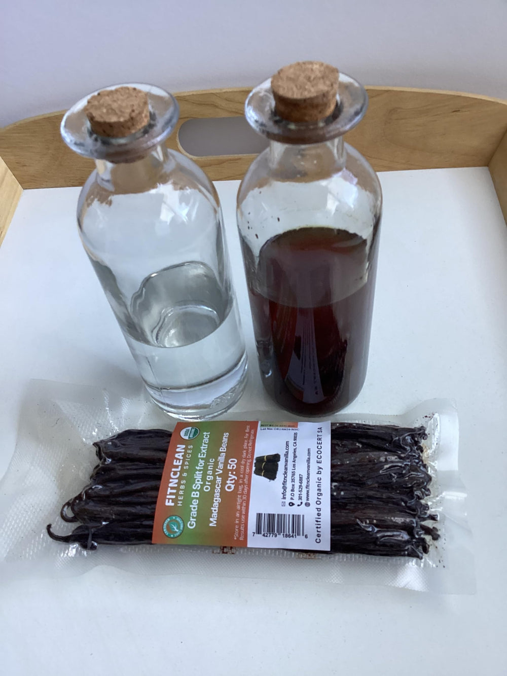 FITNCLEAN organic vanilla pods bourbon cultivation image for premium flavor