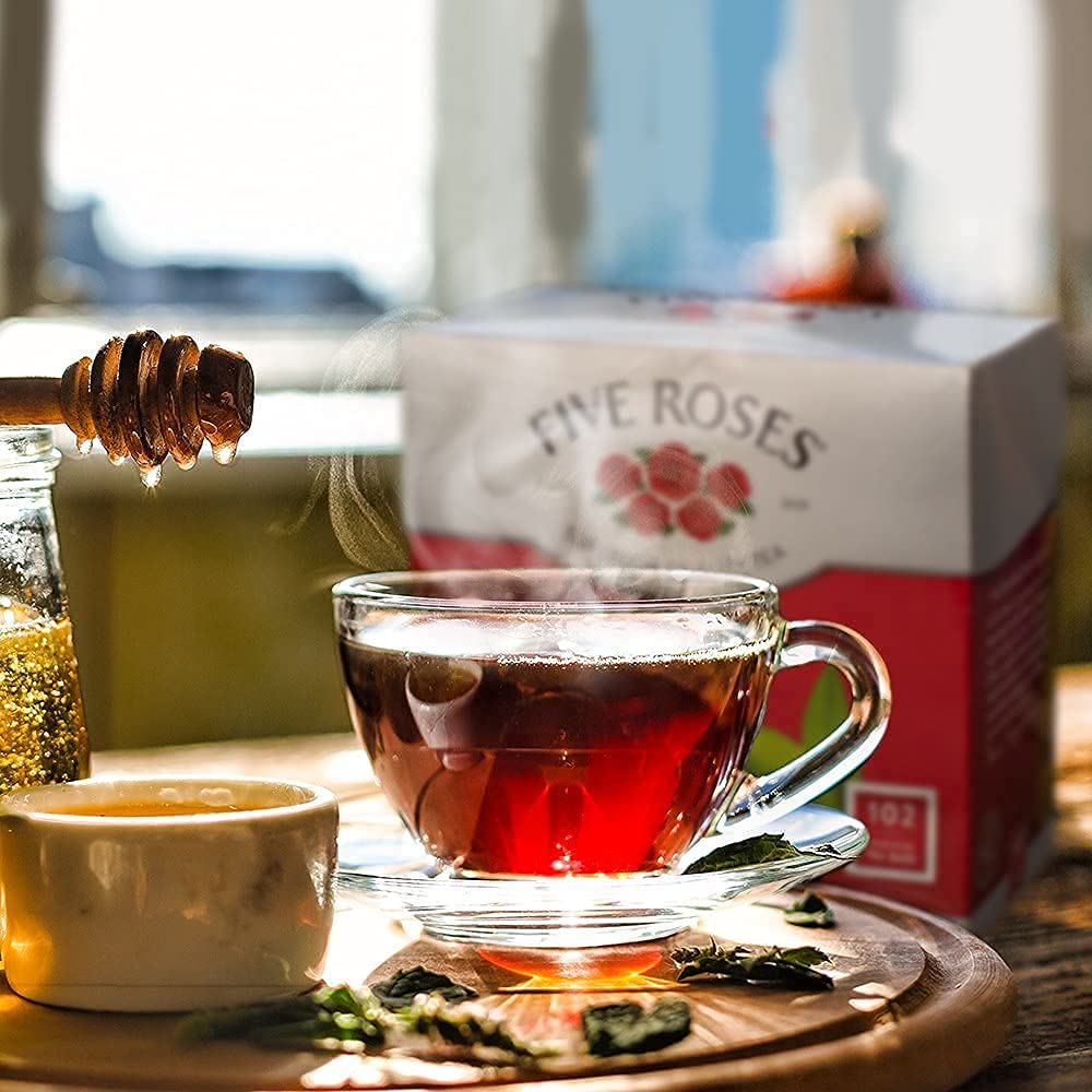 Five Roses Ceylon tea pack shot emphasizes convenient 102 tagless teabags.