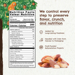 Brazil nuts in bag showing freshness and crunchy texture from Floresta em Pé.