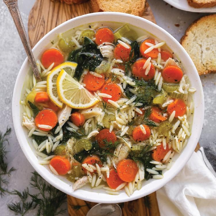 Fody Vegetable Soup Base ready dish served in a comforting bowl