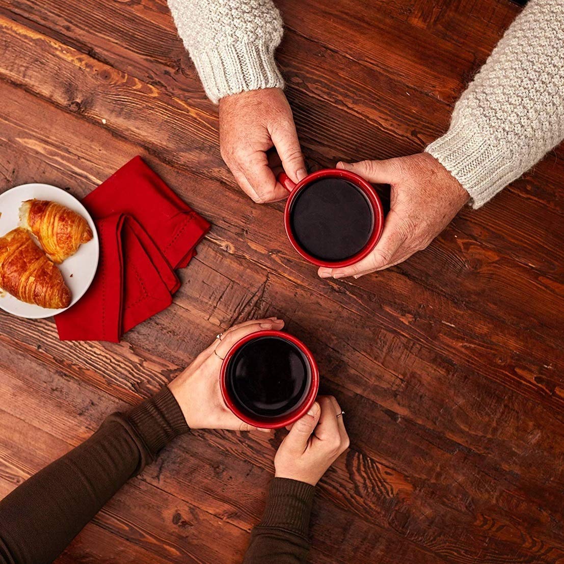 Folgers Black Silk roast masters process illustrating crafted aroma and depth