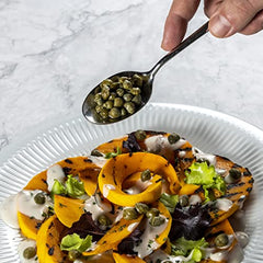 FRATELLI D'AMICO capers label close-up shows authentic Italian origin.