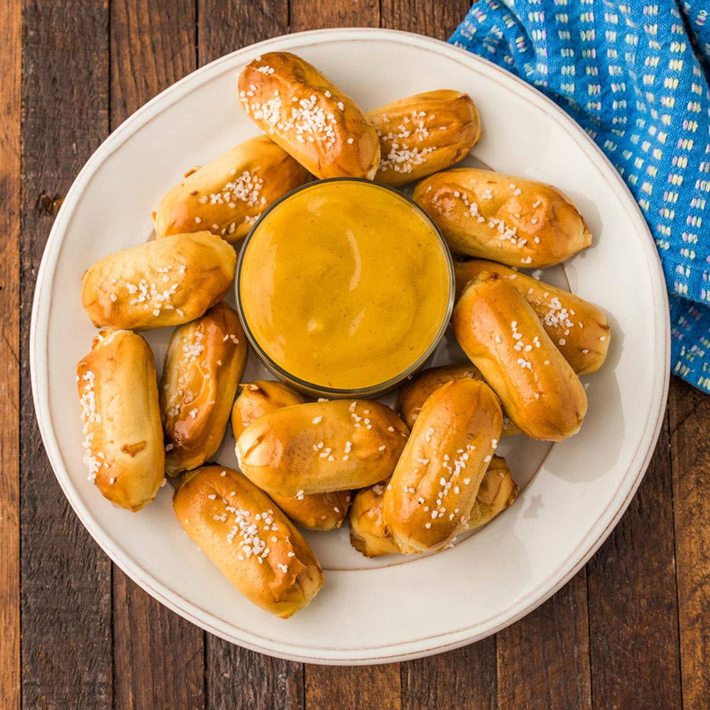 Ingredients label emphasizes real honey and premium mustard seeds.