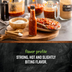 Frontier Co-op Garlic Powder shaker lid with fine grind for quick seasonings.