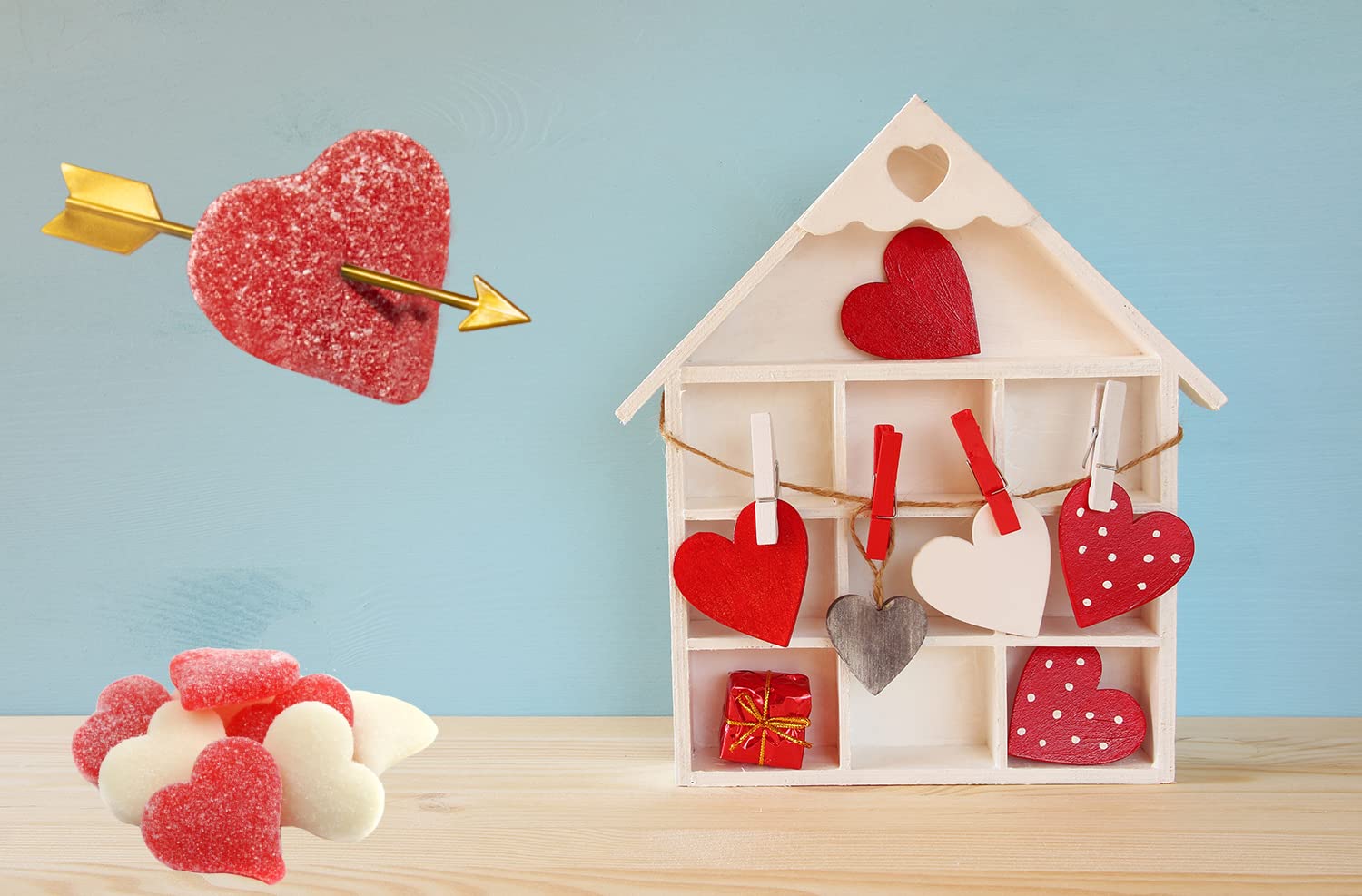 Fruidles Sanded Gummi Hearts in a bowl for shareable candy moments.