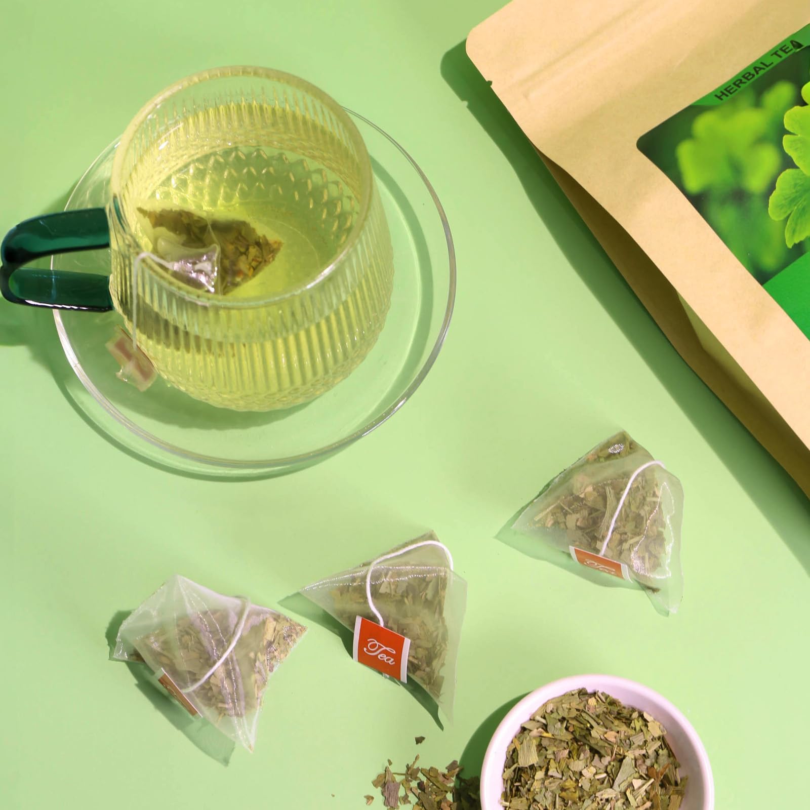 FullChea ginkgo biloba tea packaging features resealable design to preserve freshness.