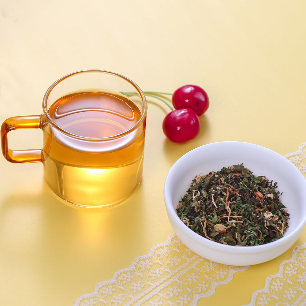FullChea Liver Detox Tea dry leaves showing rich herbal balance.