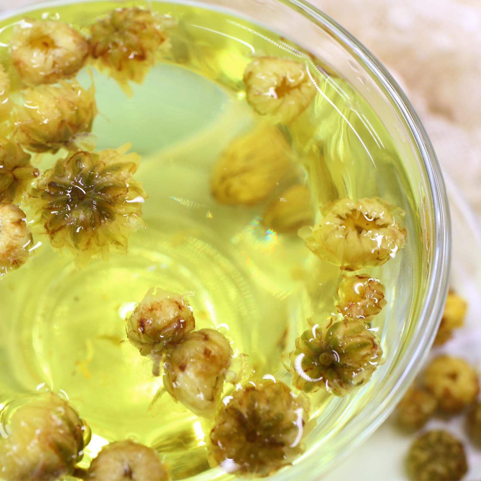 FullChea natural sweetness of chrysanthemum brew with honey or lemon