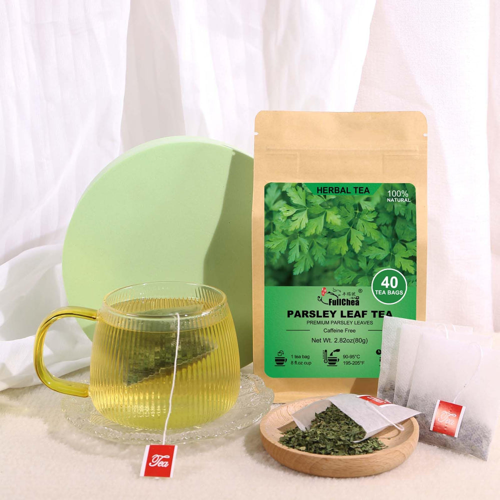 FullChea parsley leaves close-up showcasing natural, non-GMO ingredients.