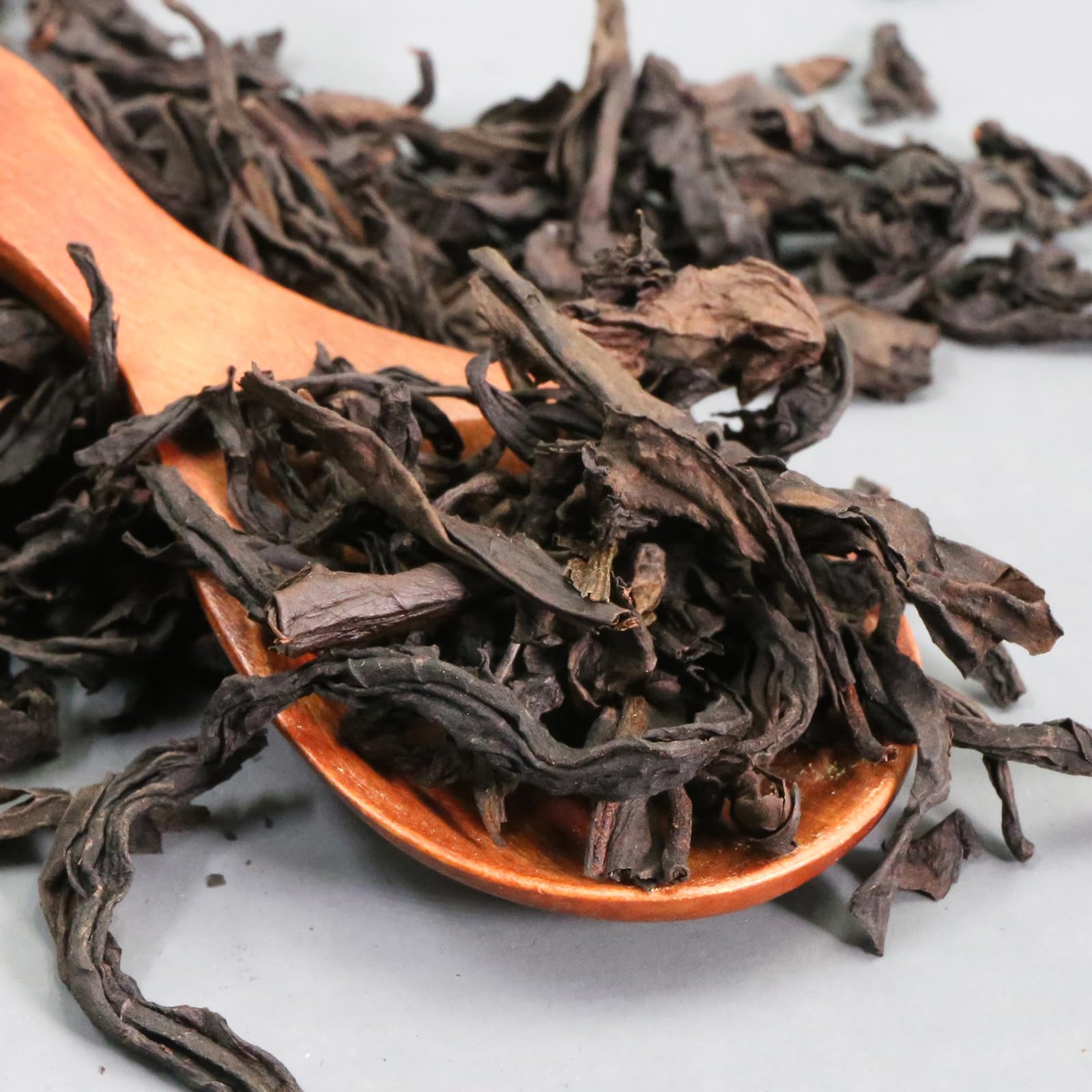 FullChea tea dry leaf close-up emphasizes purity and no added flavors.