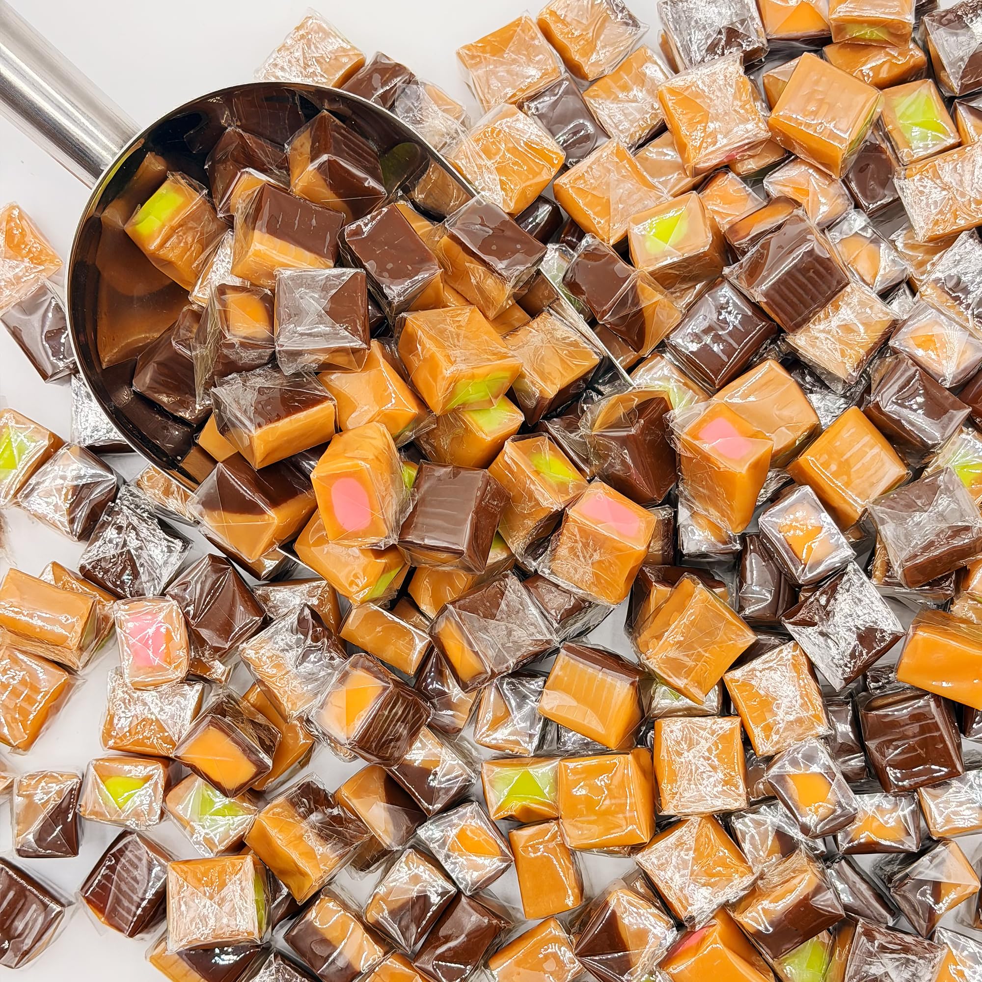 Fusion Sweets Vanilla Chocolate Caramel, rich bite for dessert tables.