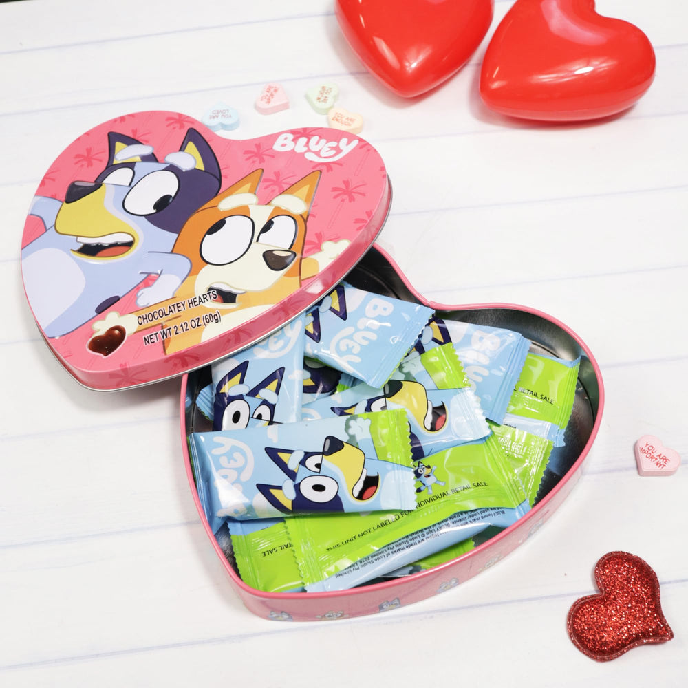 Galerie Bluey valentines box collectible heart container detail