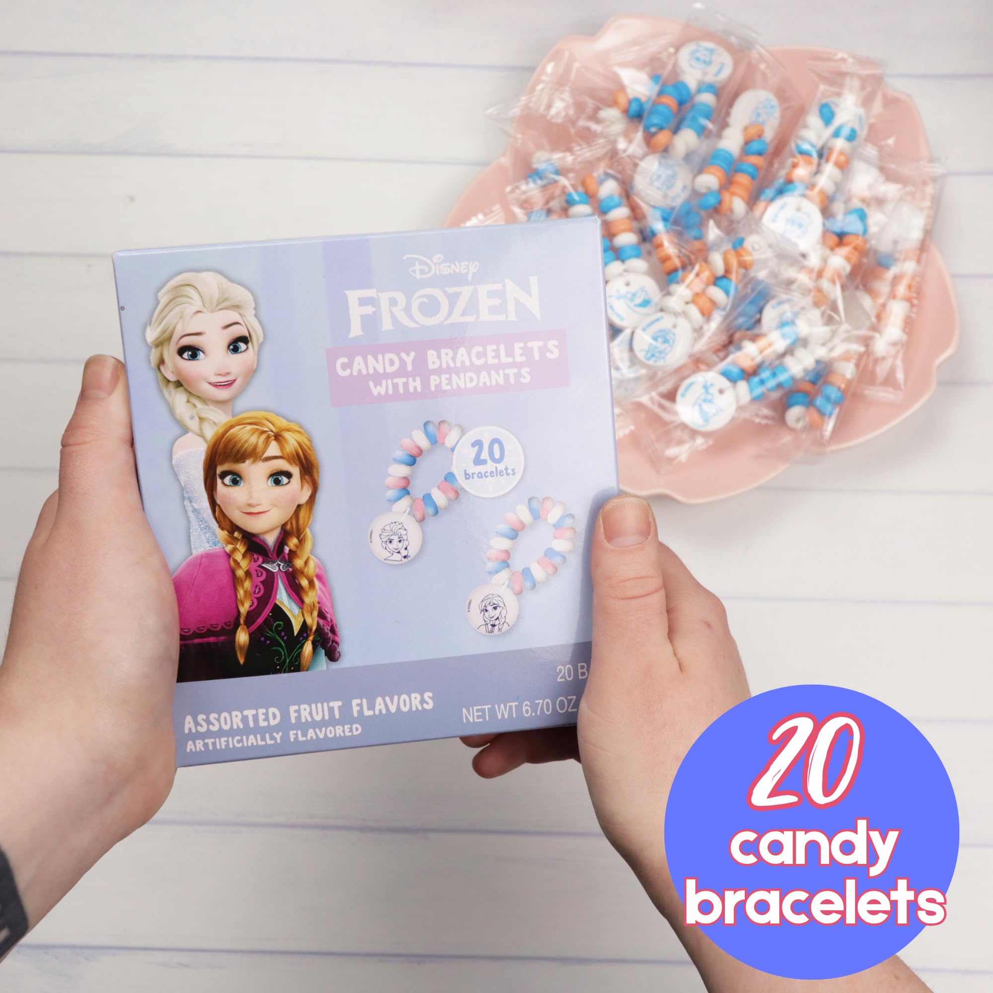 Galerie Disney Frozen small-parts warning on packaging highlights safety.