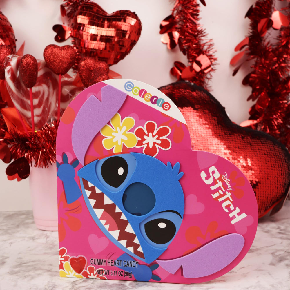 Galerie Disney Stitch heart box unboxing display, ready for photos