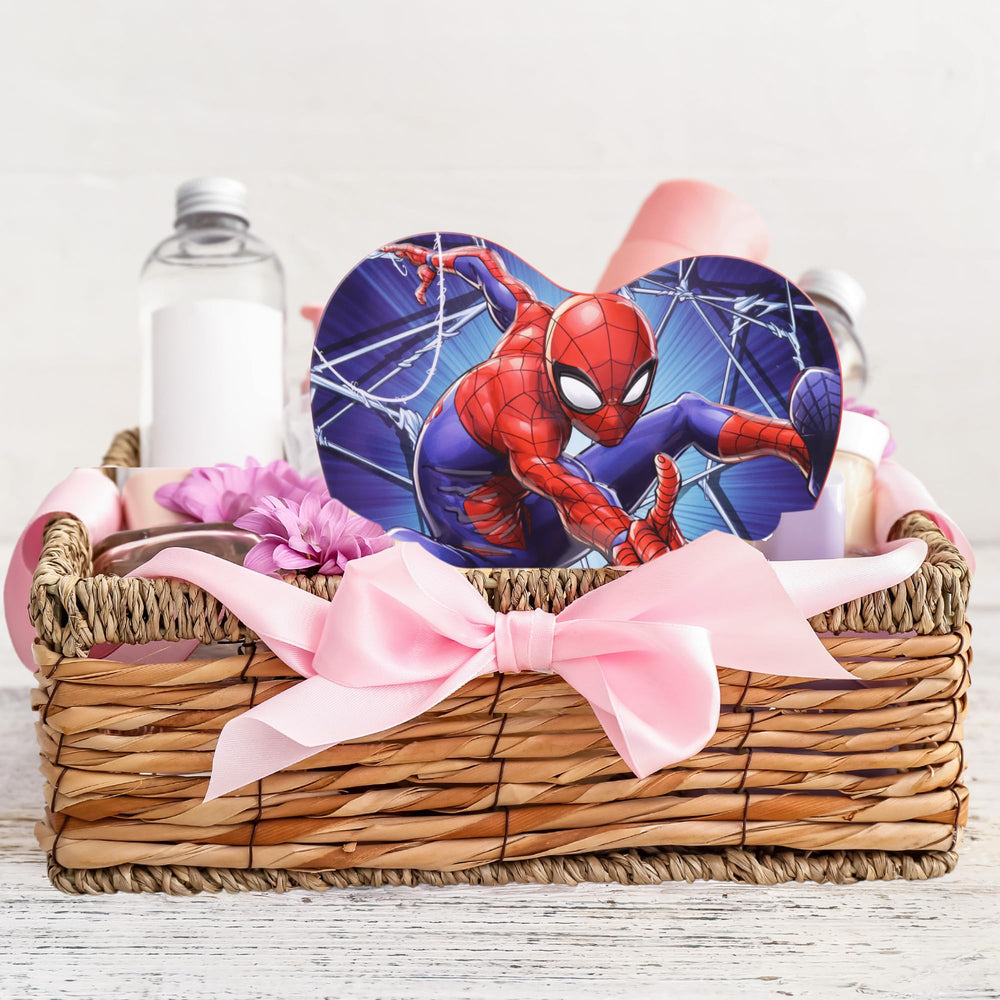 Galerie happy recipient during unboxing with joyful excitement