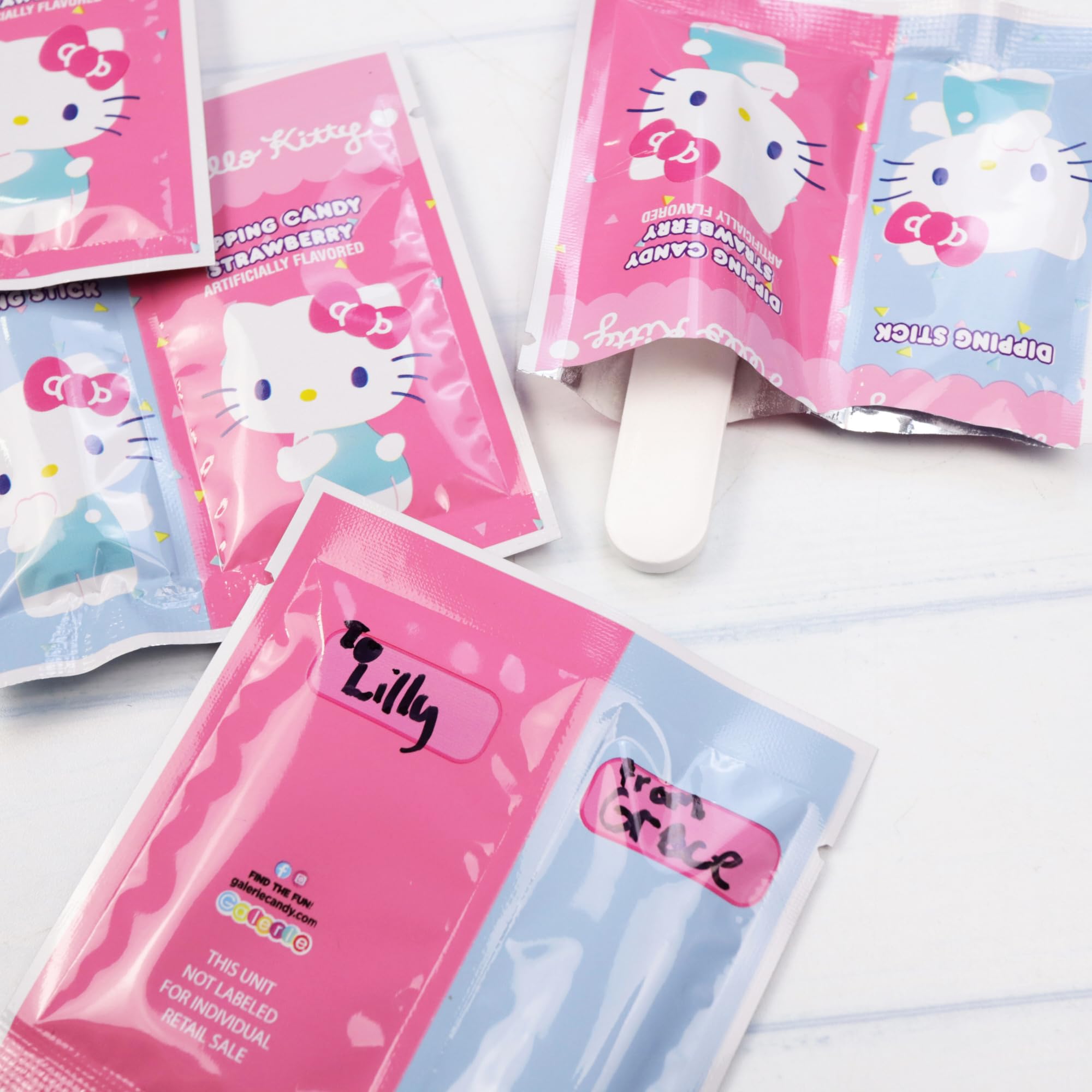 Display idea for party favors using Galerie Hello Kitty dipping sticks kit