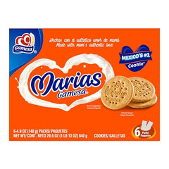 Family enjoys Gamesa Marias cookies as a shared snack.