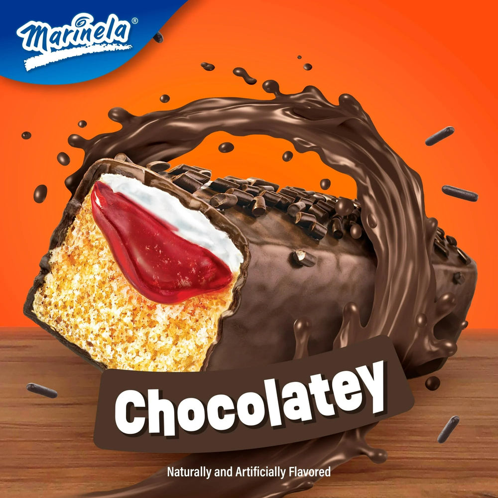 Gansito mini Gansito cream-crosssection reveals smooth filling and chocolate coating