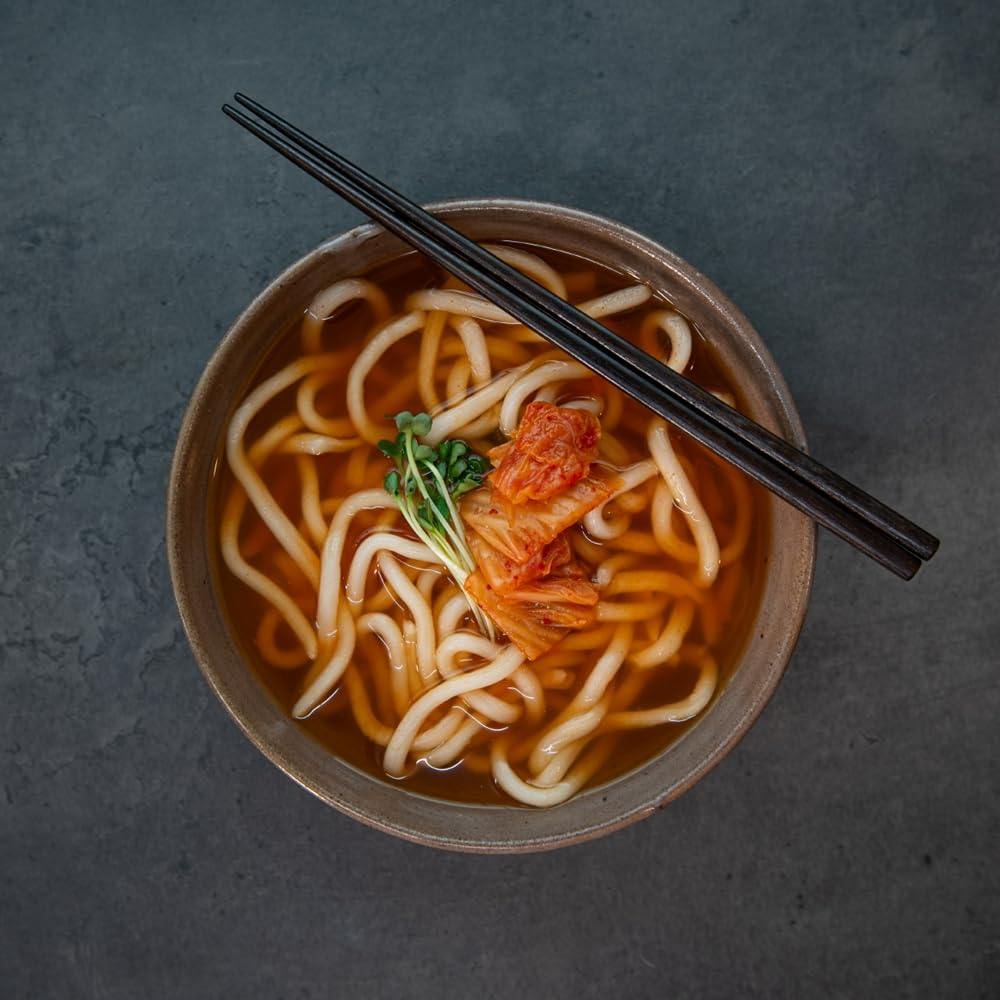 Garak udon plant-based ingredients banner highlights simple base.