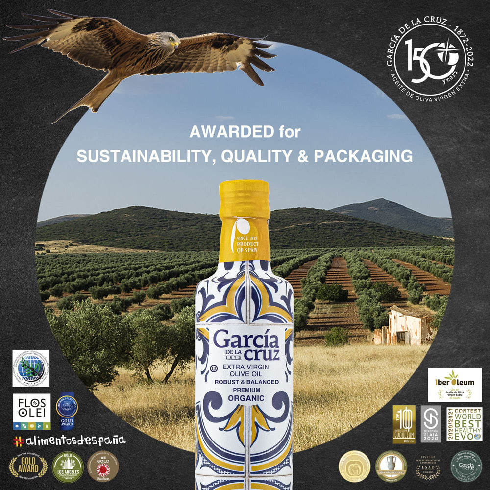 Garcia De La Cruz 1872 replica bottle detail protects flavor and aroma