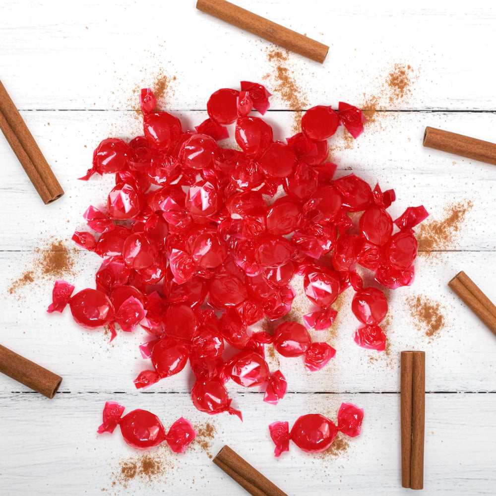 Office candy bowl featuring GEEOOLLAH Cinnamon Wheels for easy access.