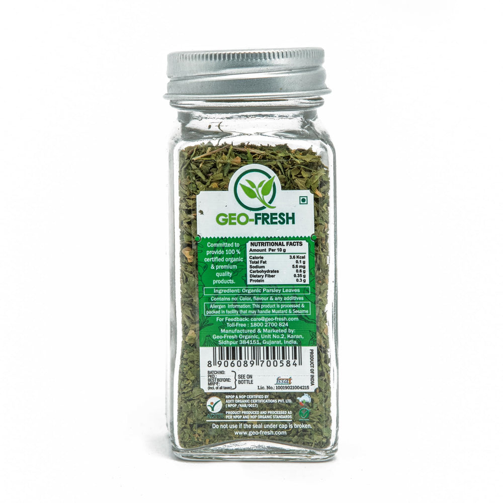 Geo-Fresh Organic Parsley kitchen scene emphasizing sustainability
