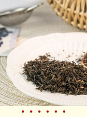 GLDNT Organic Black Tea loose-leaf in teapot infuser for precise strength