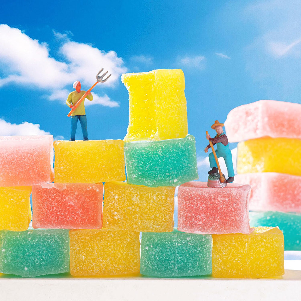 GLEAMETT Gem Crystal Amber Candy ASMR-friendly crackle boosts video appeal.