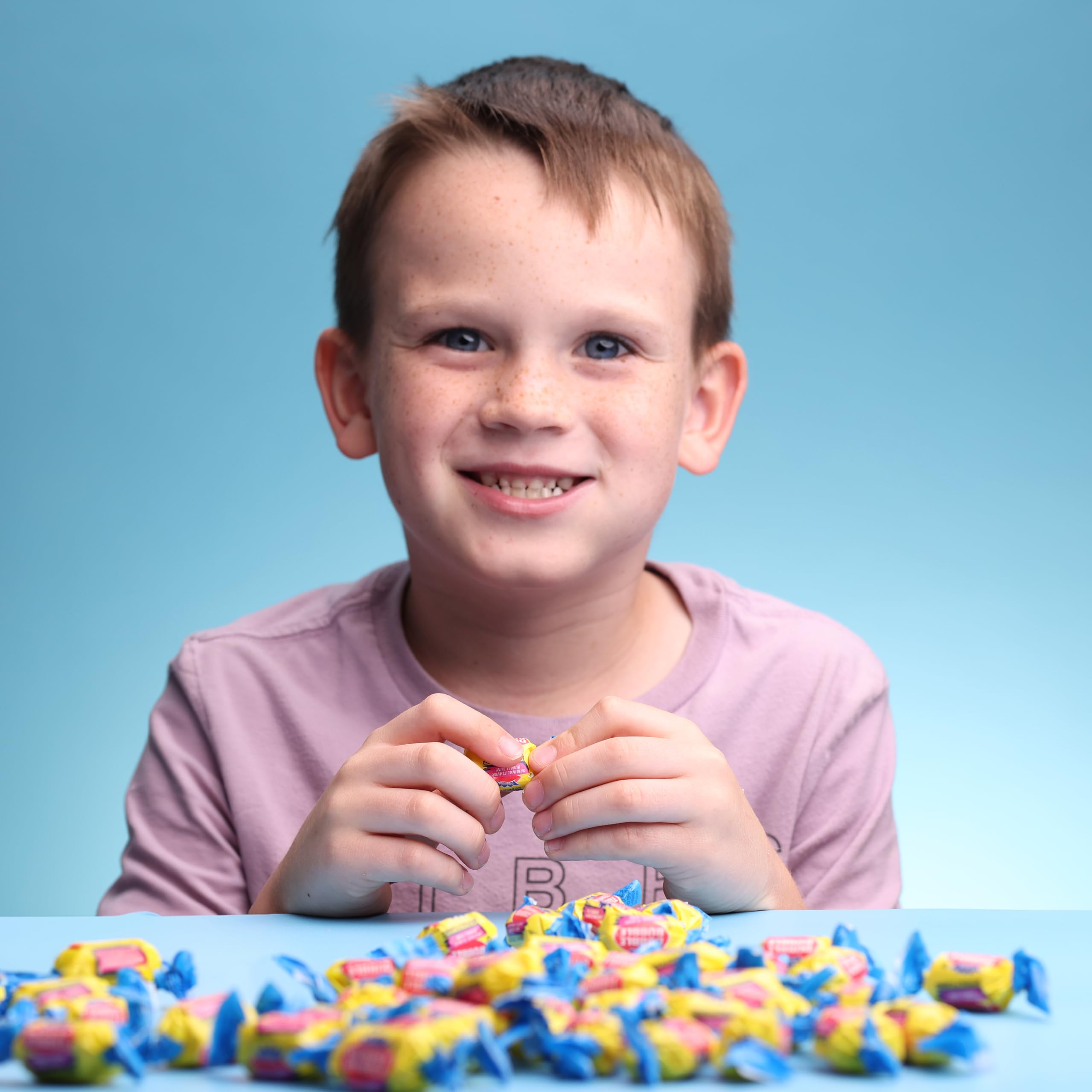 Global Gumball bulk 12 oz supply keeps gum handy.