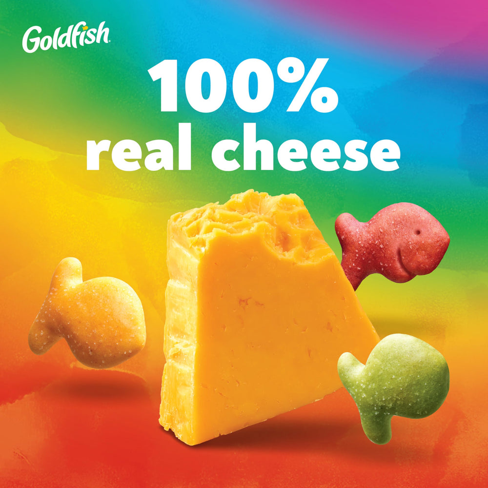 Goldfish Colors Cheddar Crackers kids lunchbox, convenient single-serving snack.