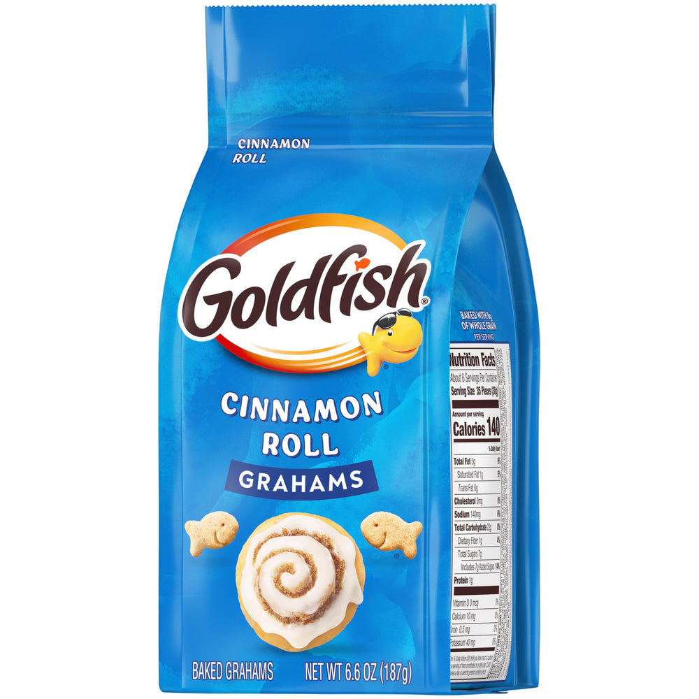 Goldfish Grahams Cinnamon Roll crackers enjoyed by kids at a picnic, ideal snack time.