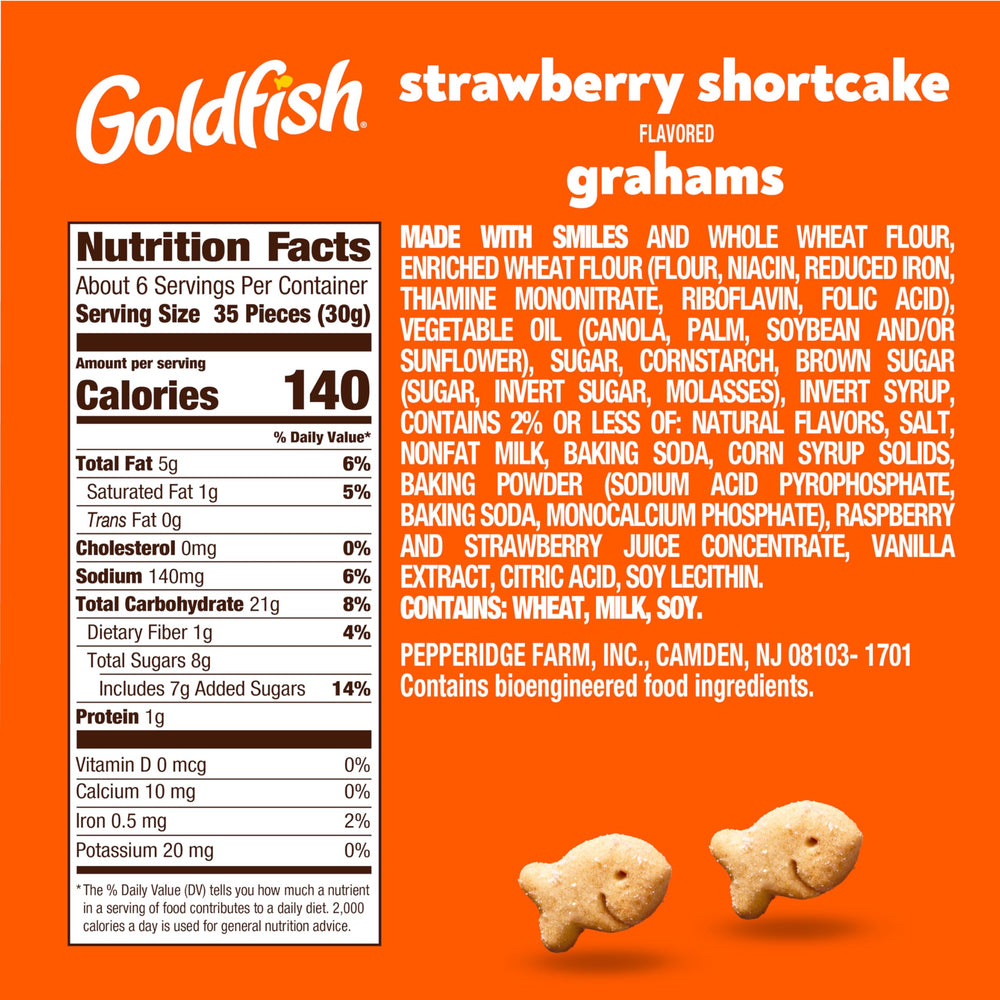 Goldfish Grahams Strawberry Shortcake close-up highlighting crunchy texture and strawberry cream flavor.